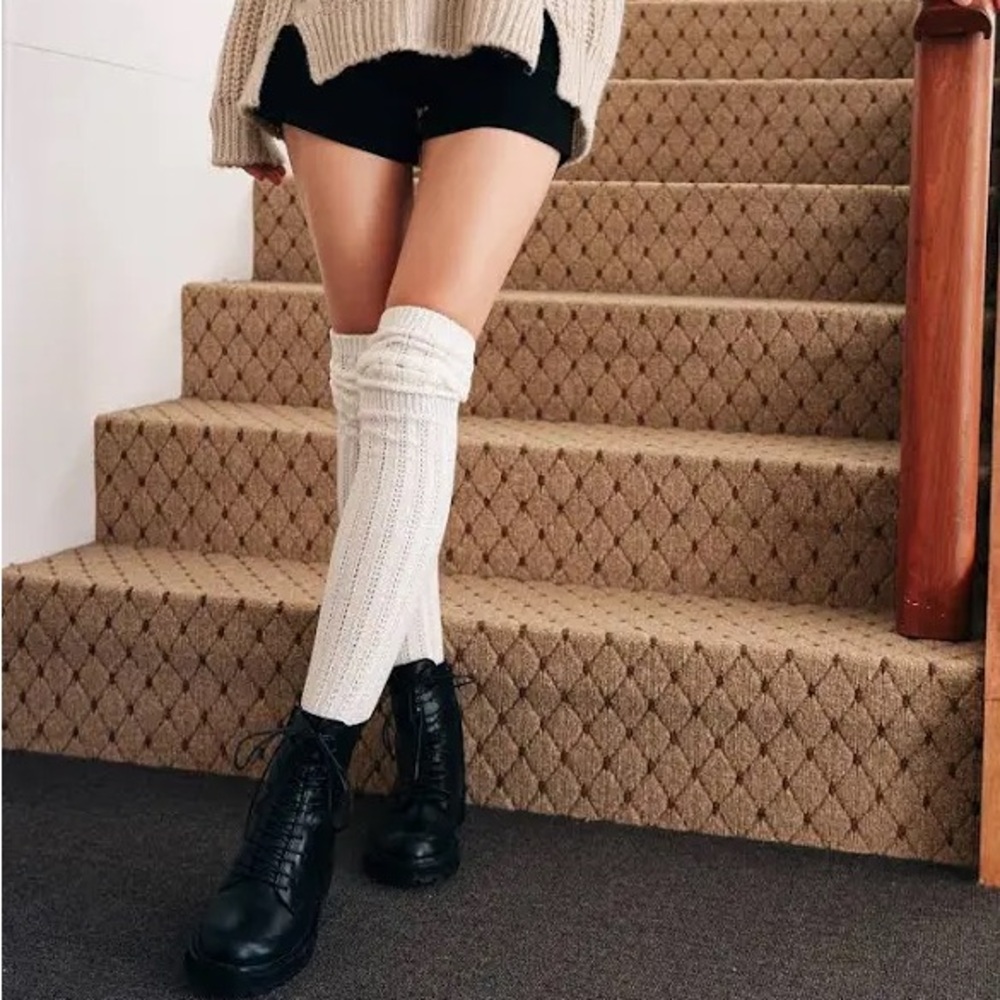 🌹 Stylegaga • New Women’s Ivory Cozy Cable Ribbed Over the Knee Fashion Socks!